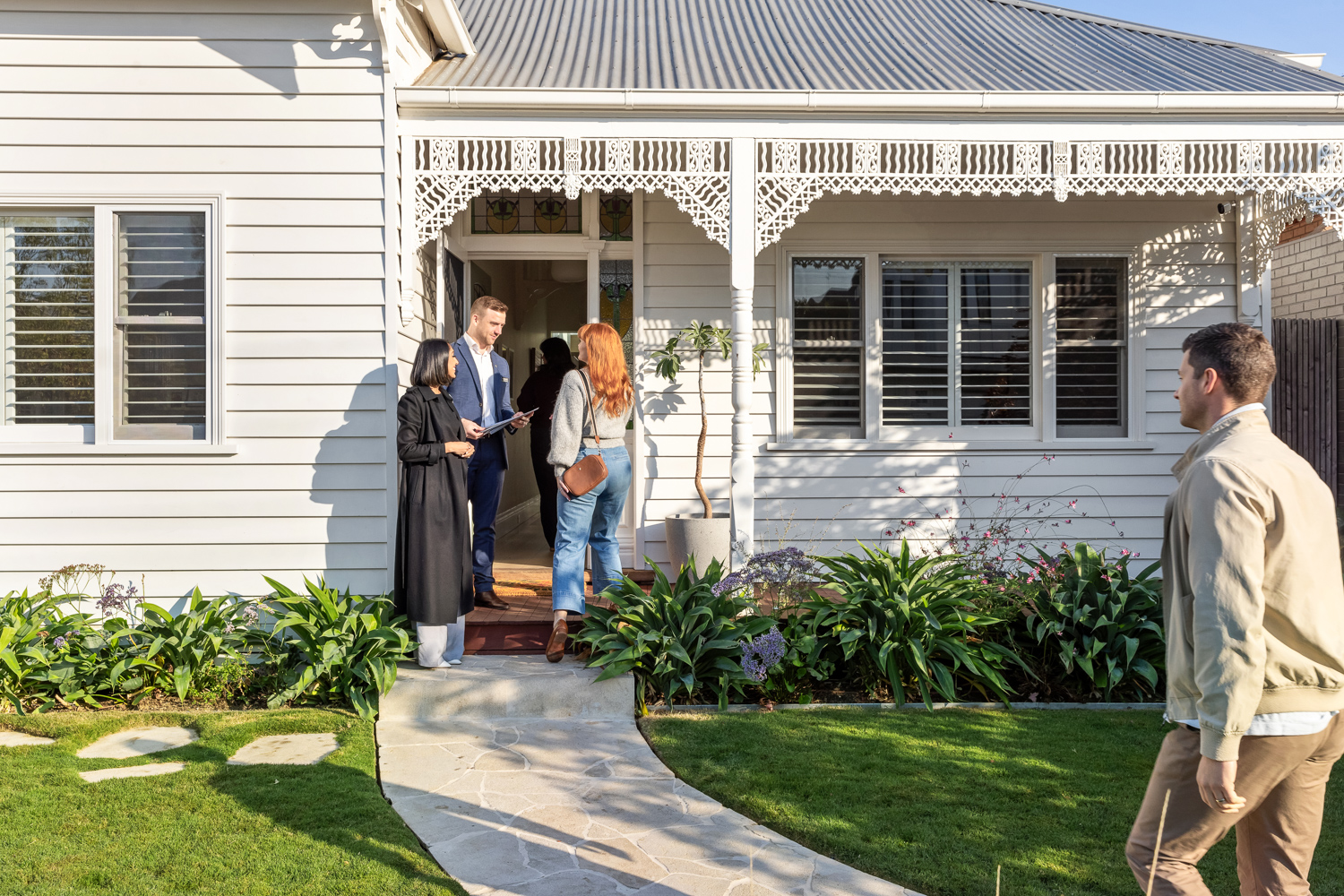 Jellis Craig Announces Significant Merger, Joining Forces with Leading Bayside Real Estate Group, Chisholm & Gamon