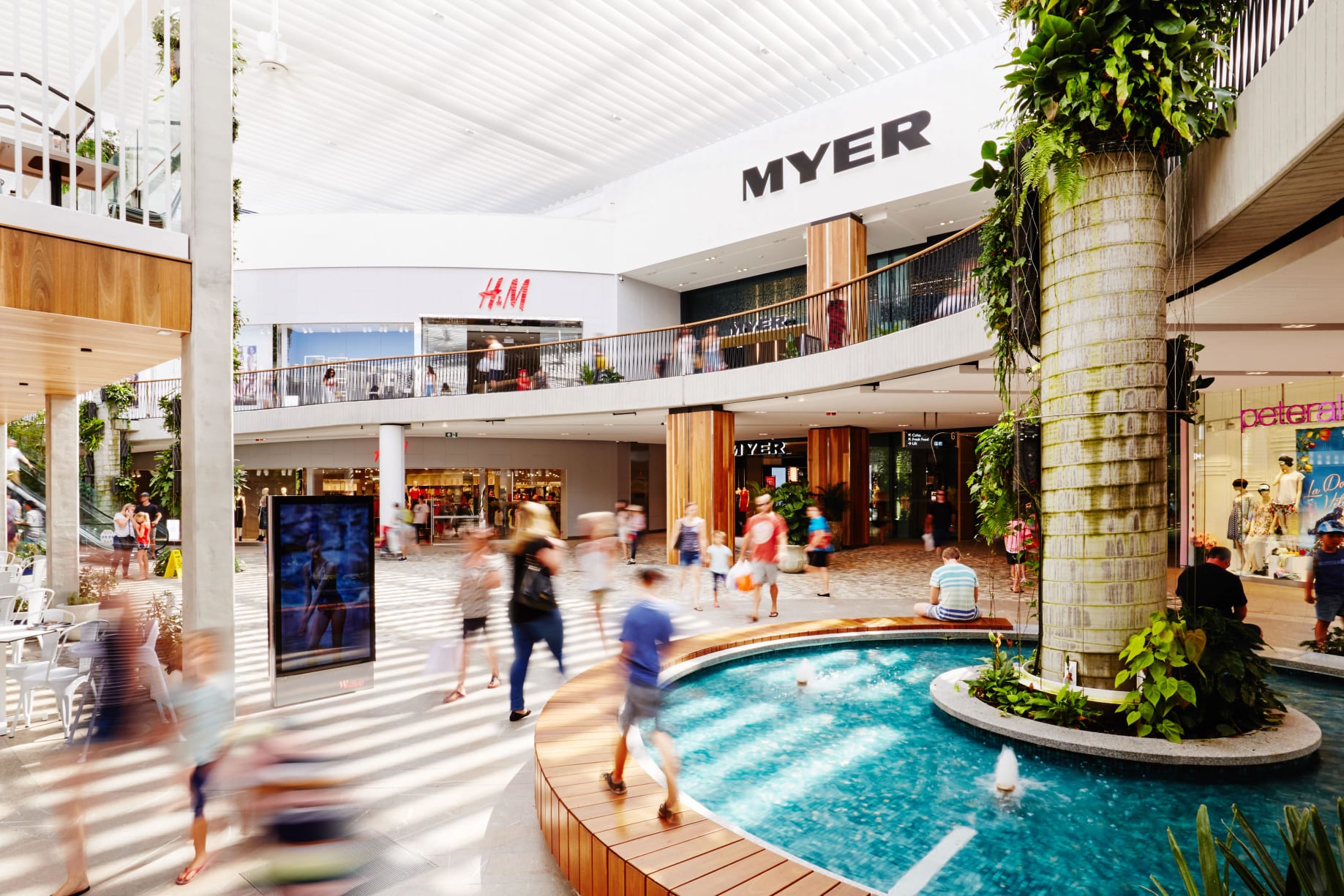 AMP Capital Quits Warringah Mall After 27yrs