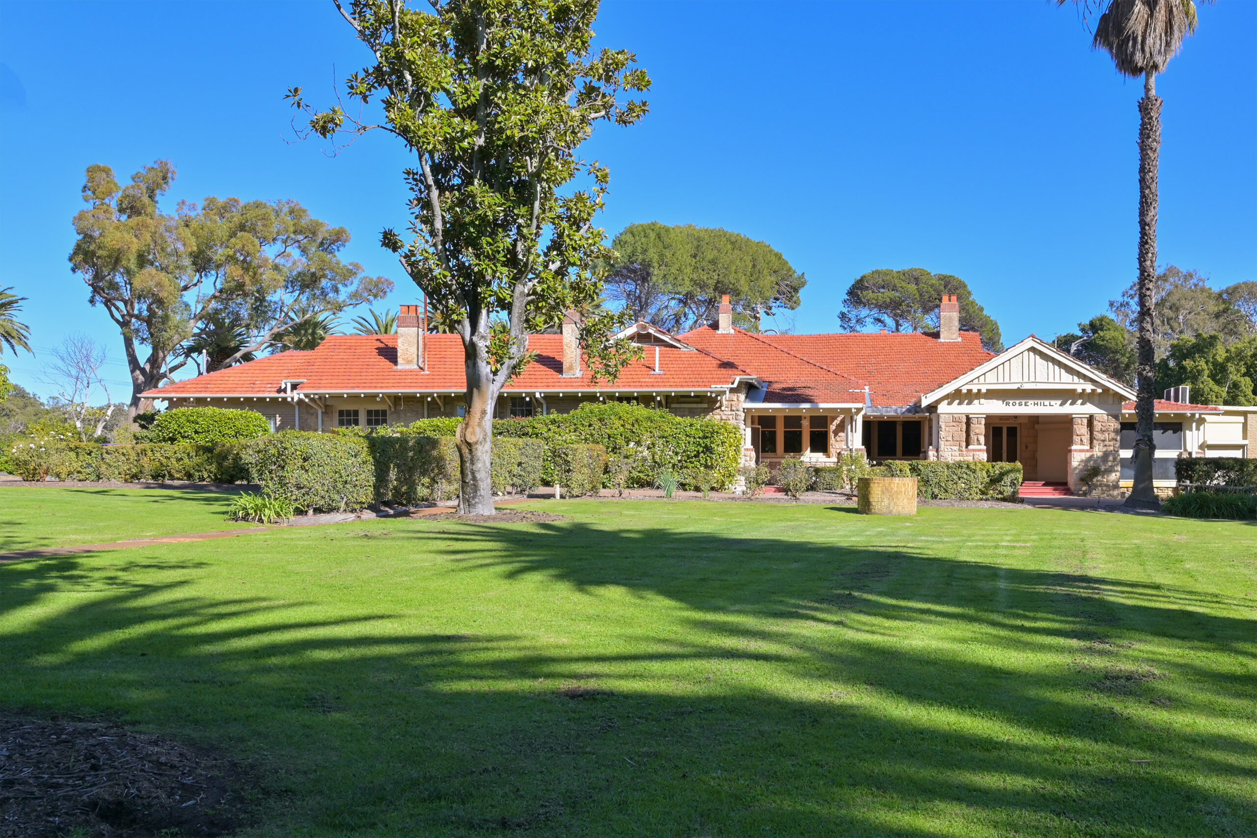 Historic Rosehill Lodge Hits the Market