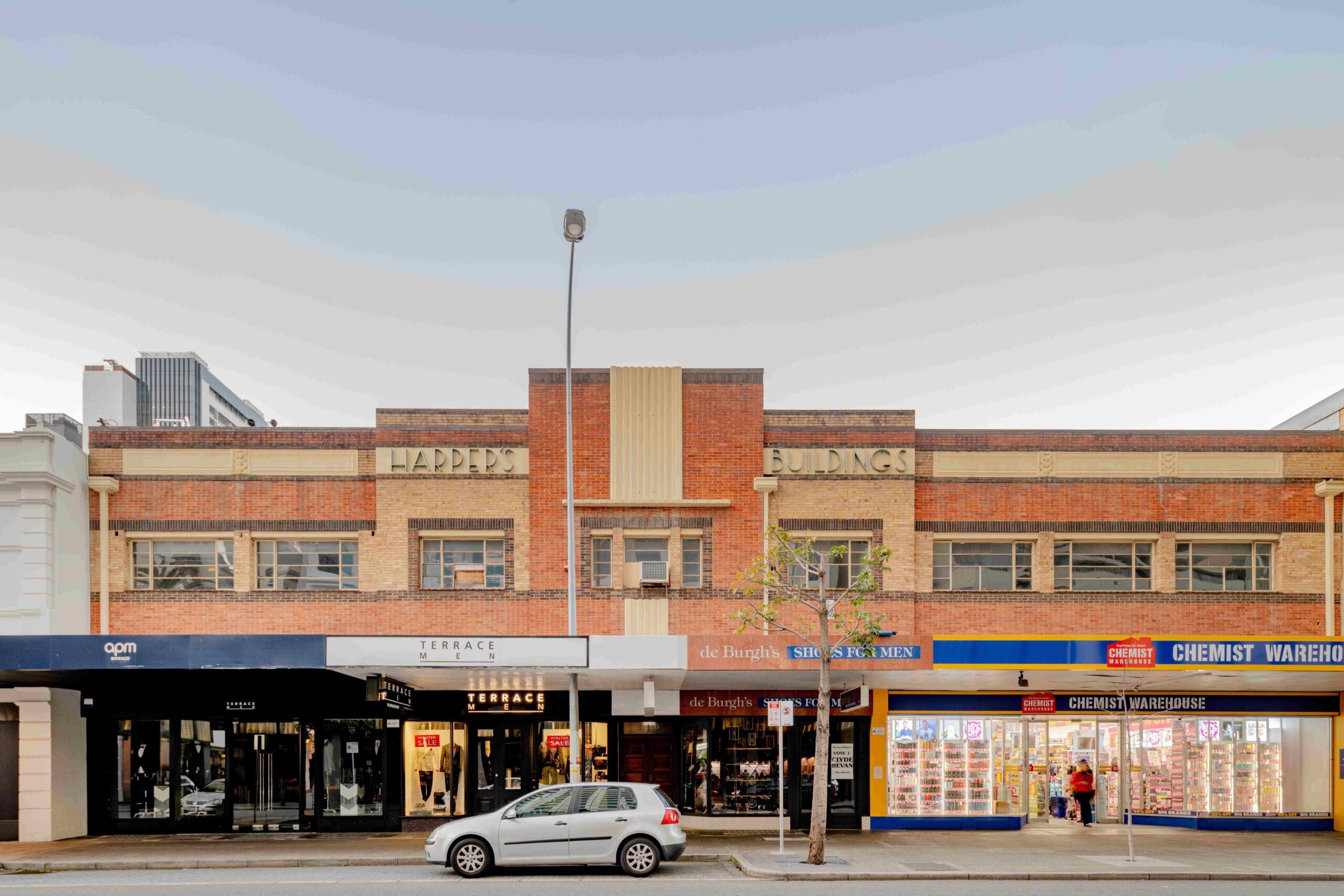 The Crown of King Street Listed for Sale