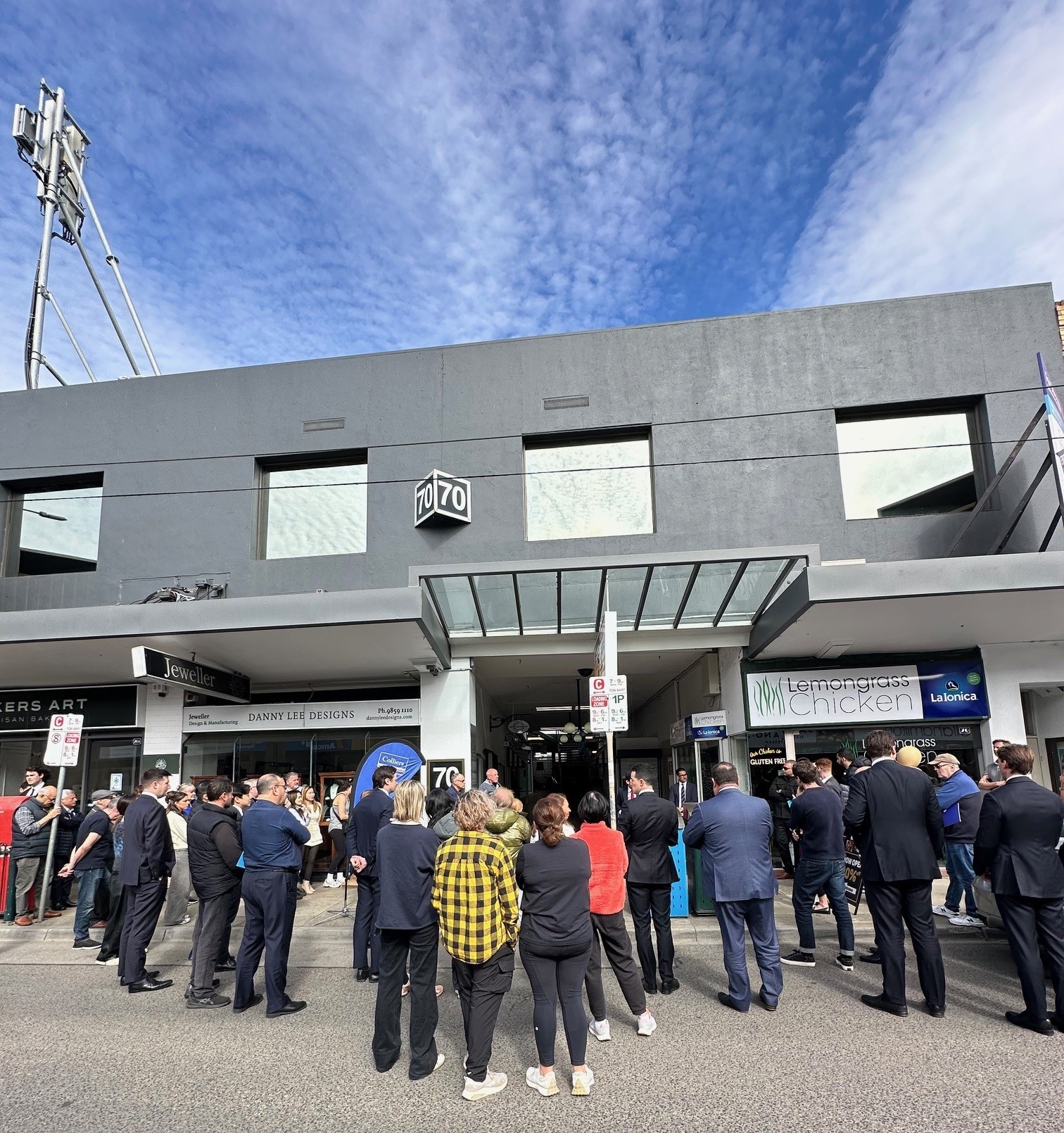 ​​Balwyn North Village Arcade Sells for $6.85M in Hotly Contested Auction ​ 