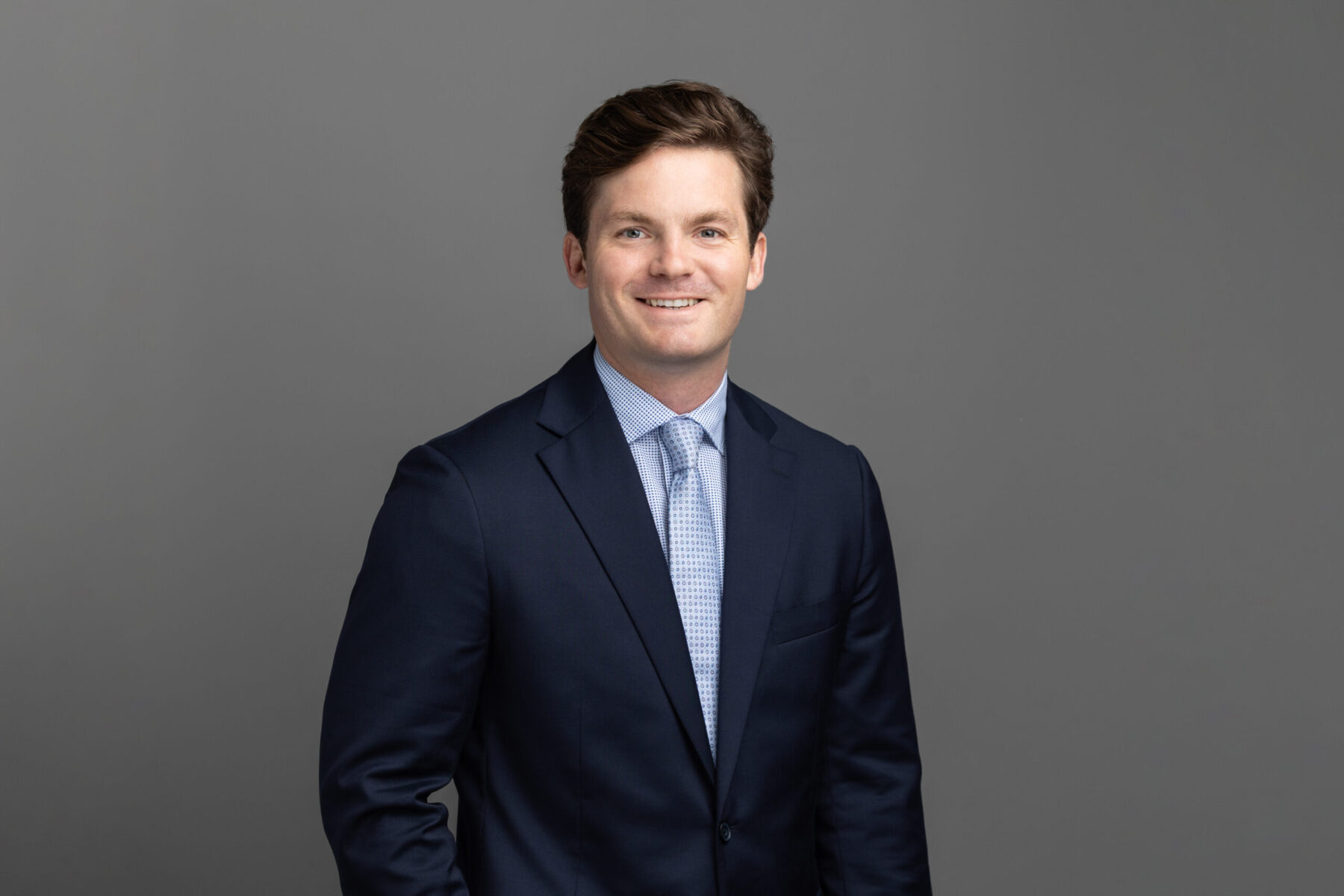 Cushman & Wakefield Appoints Henry Robertson to Bolster Investment Sales Team