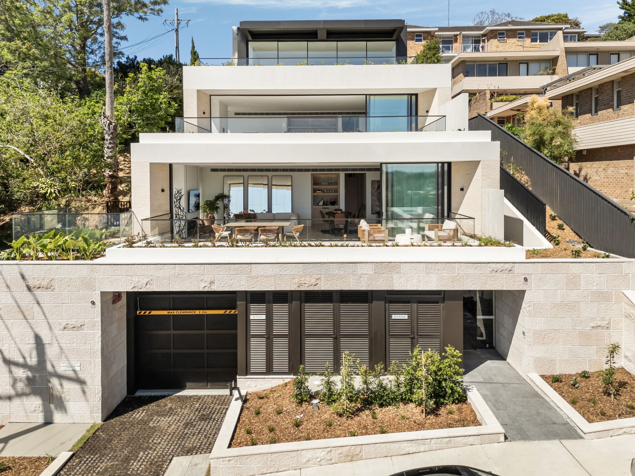 Abadeen Unveils Hampden Mosman Abadeen Unveils Hampden Mosman