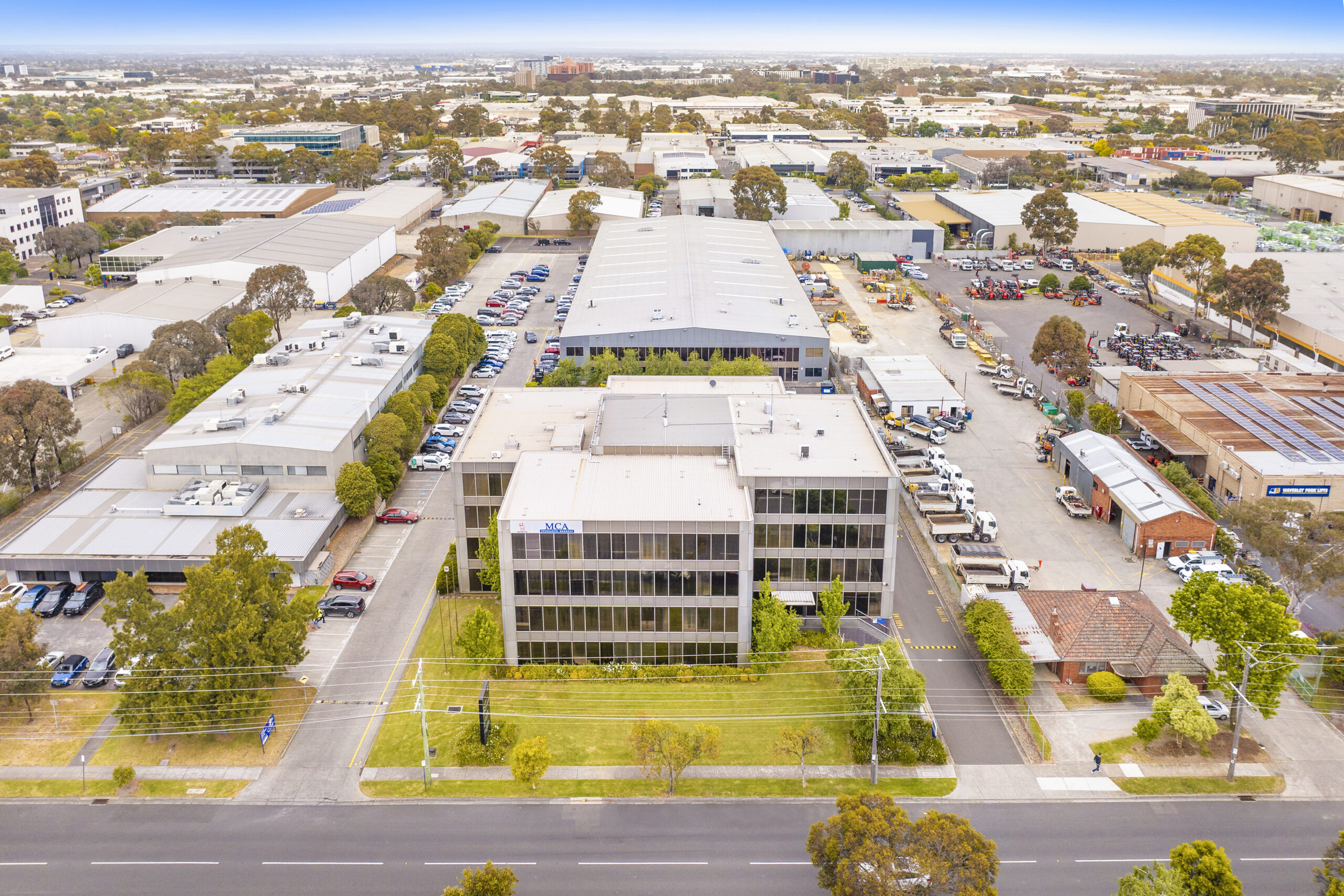 Outstanding Monash Technology Precinct opportunity for occupation, development or value-add investment