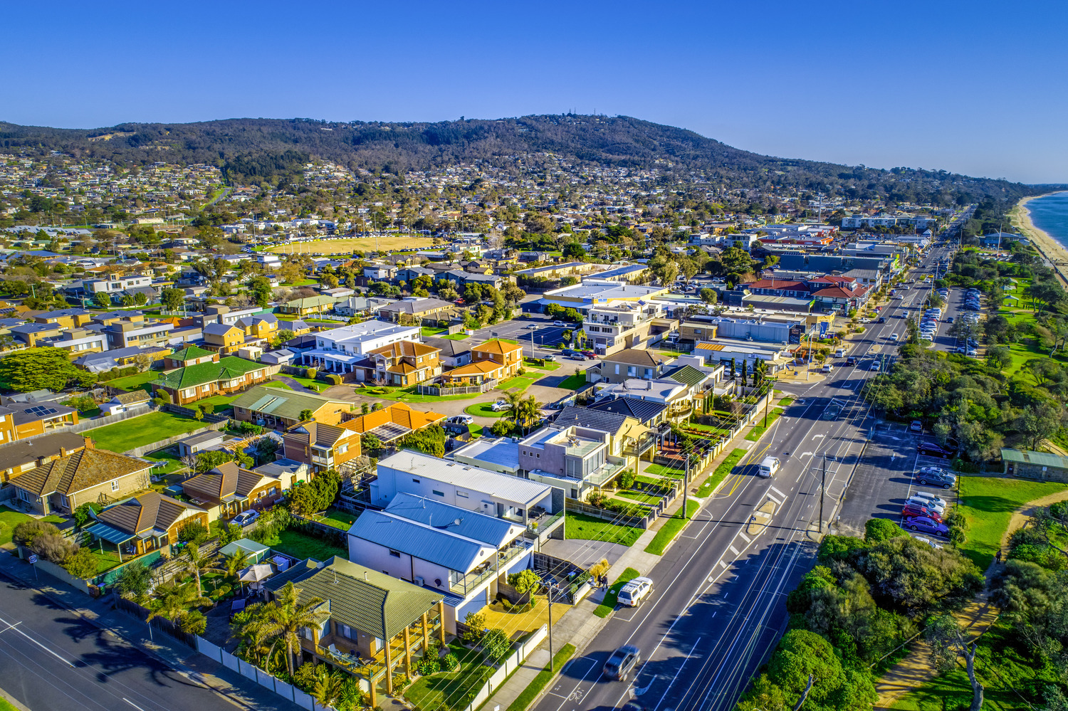 Money’s Mortgage Insights: Investor Refinancing Reaches New Peak, While Loans for New Builds Drop to Record Low