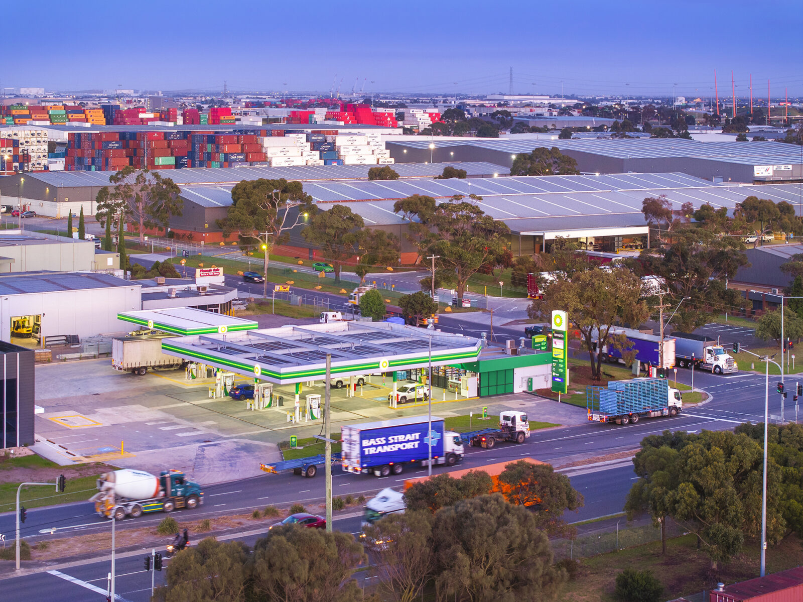 Melbourne Dual-Income Service Station Sells for $7.25 Million | JLL