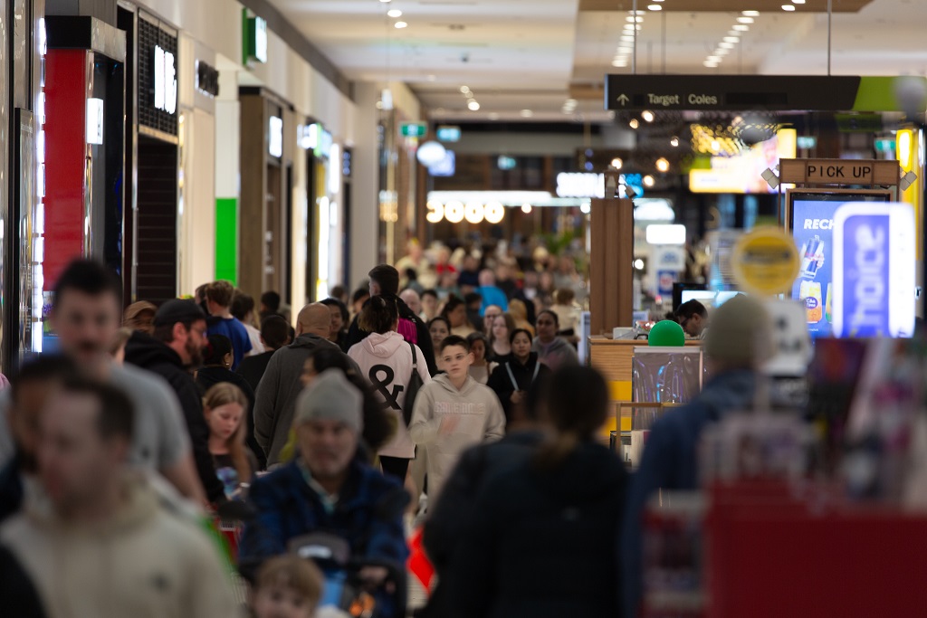 Major Melbourne shopping centre hits the market