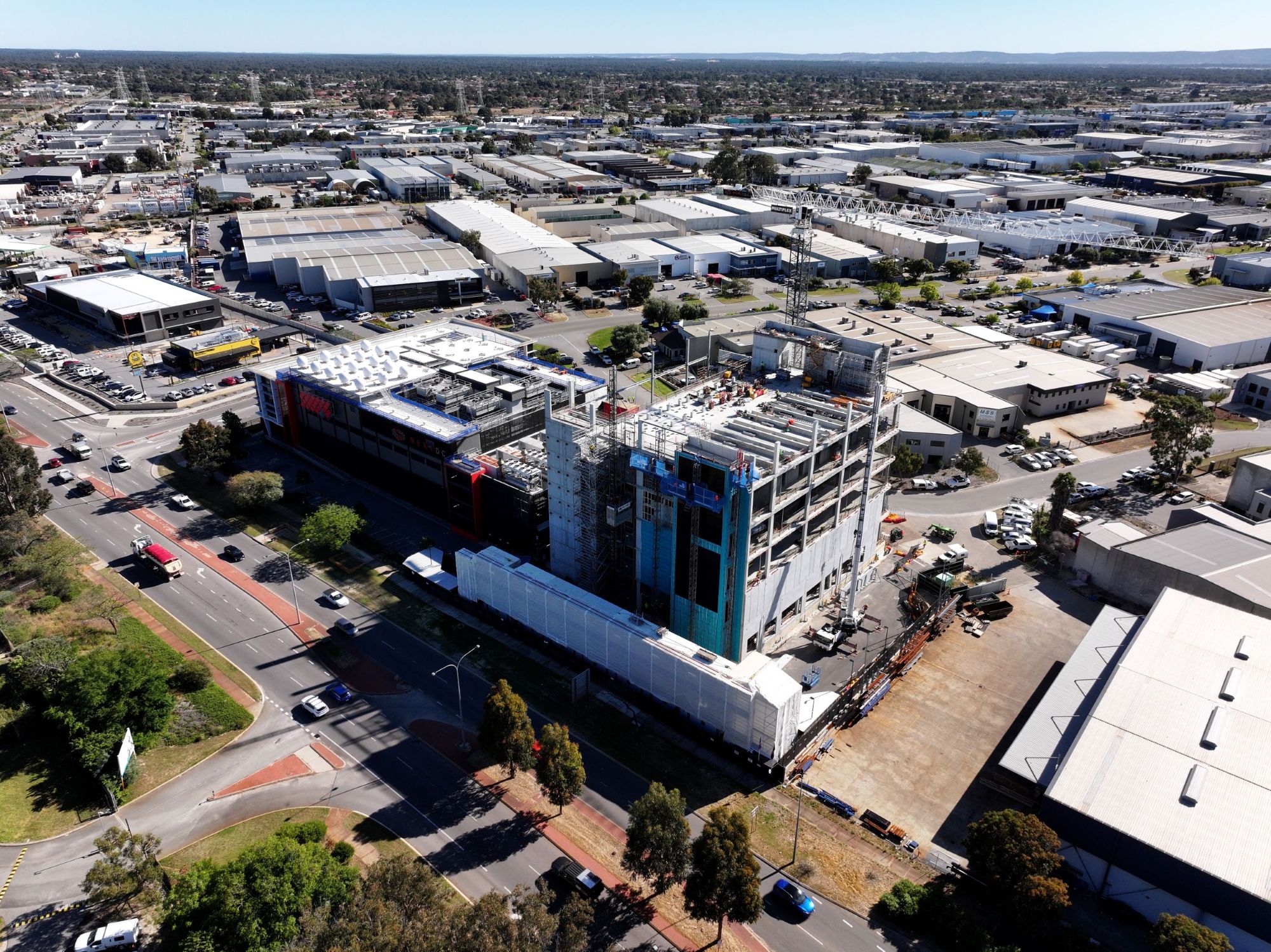 Multiplex Tops Out Stage 2 of NEXTDC’s New $110M Perth Data Centre