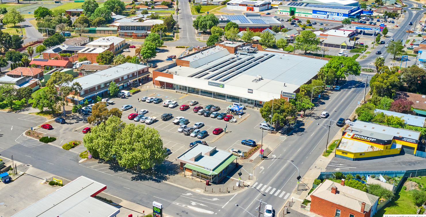 Highly prized freestanding Woolworths offered for the first time ever